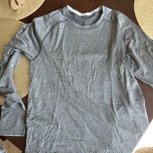 Men’s long sleeve shirt